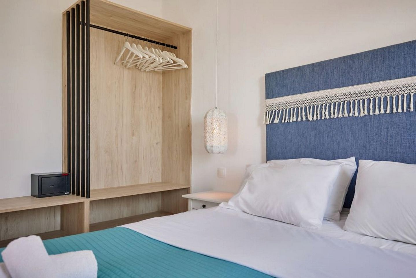 Stylish Seaside Villa with Private Pool and Garden in Zakynthos, Greece