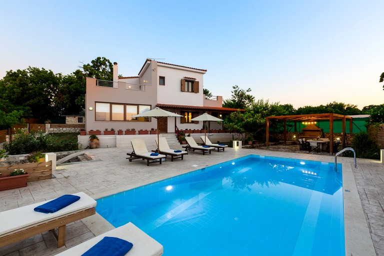 Vacation Rentals (Greece, Prines, Crete)