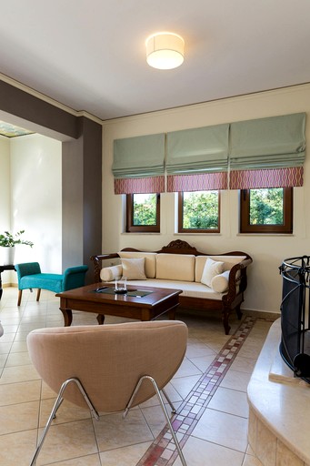 Vacation Rentals (Greece, Prines, Crete)