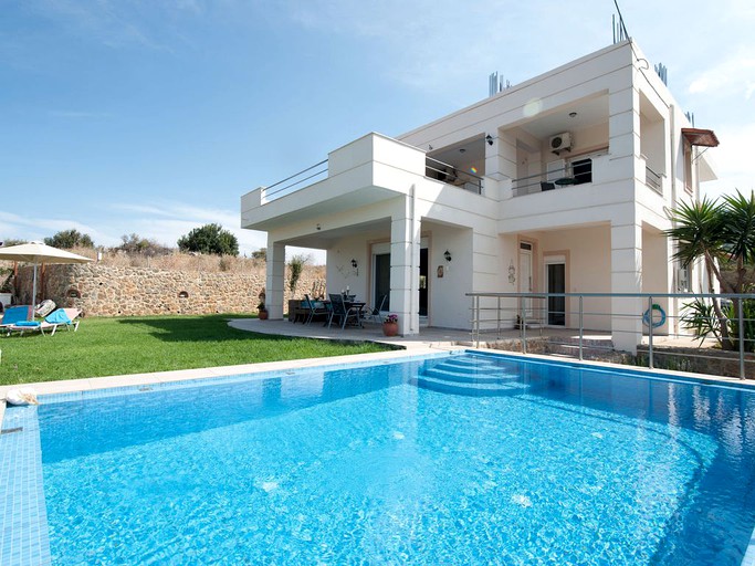 Luxury Villa Rental in Georgioupoli (Chania, Crete, Greece)