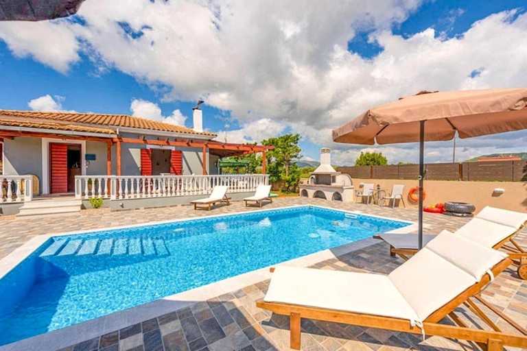 Villas (Greece, Ampelokipi, Crete)