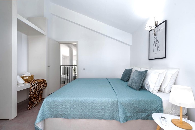 Vacation Rentals (Greece, Tragaki, Zakynthos)