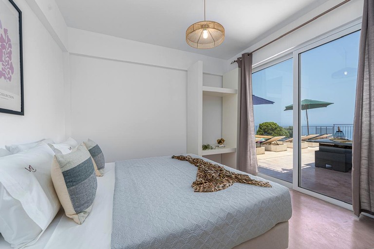 Vacation Rentals (Greece, Tragaki, Zakynthos)