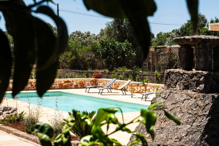 Vacation Rentals (Italy, --, --)