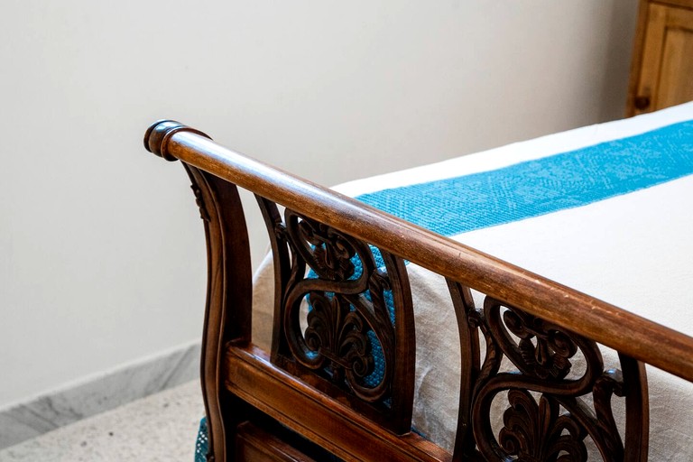 Vacation Rentals (Italy, --, --)