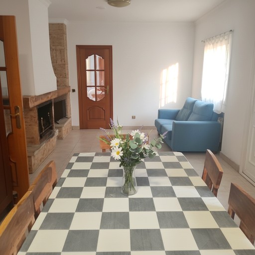 Vacation Rentals (Spain, --, --)