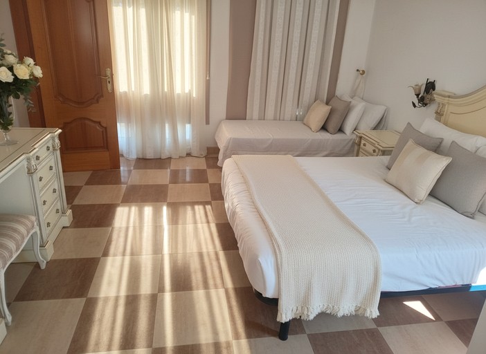 Vacation Rentals (Spain, --, --)