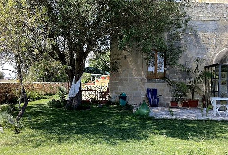 Nature Lodges (Lizzanello, Puglia, Italy)