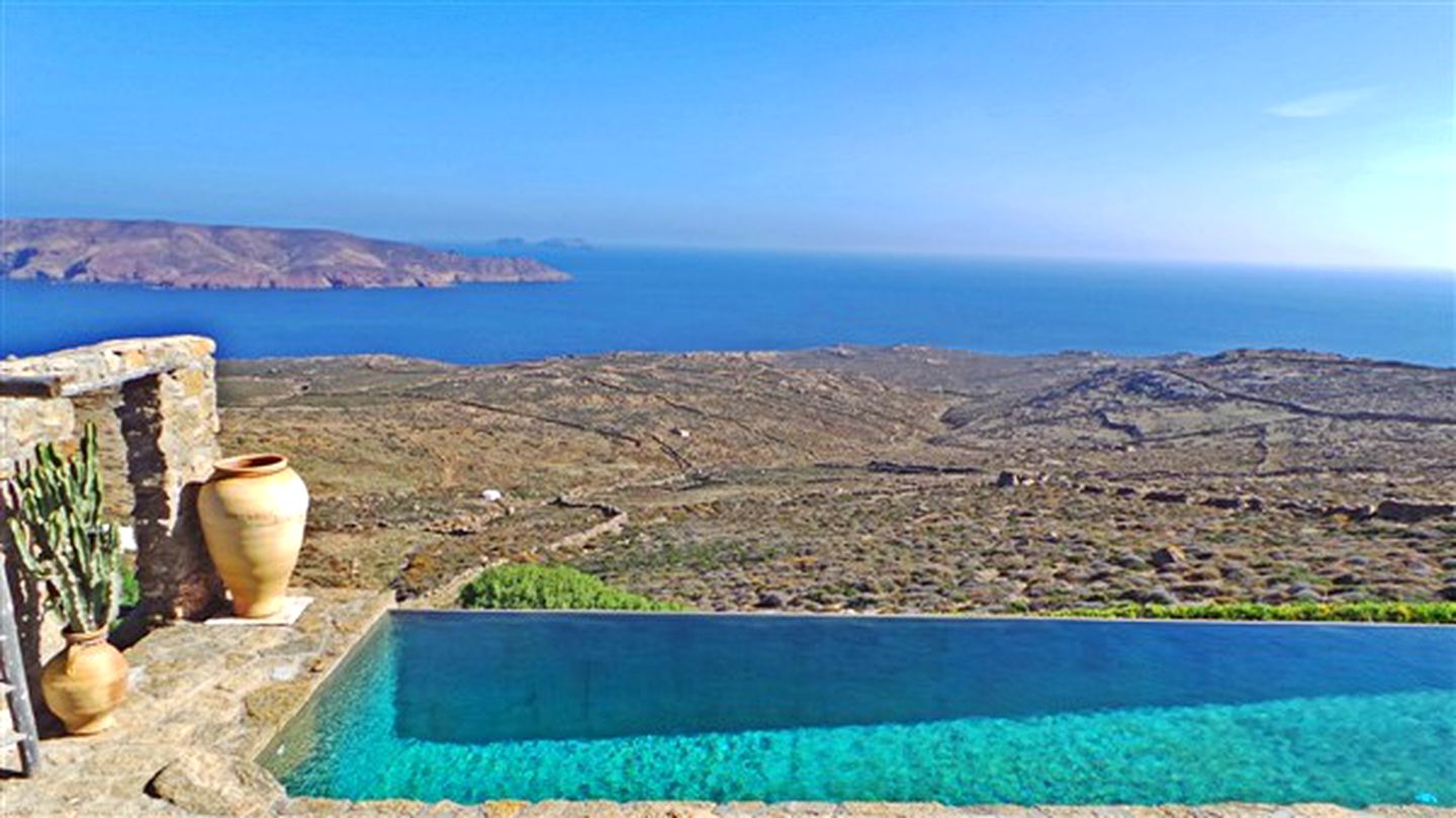 Luxurious Villa with Views of the Aegean Sea on the Island of Mykonos, Greece