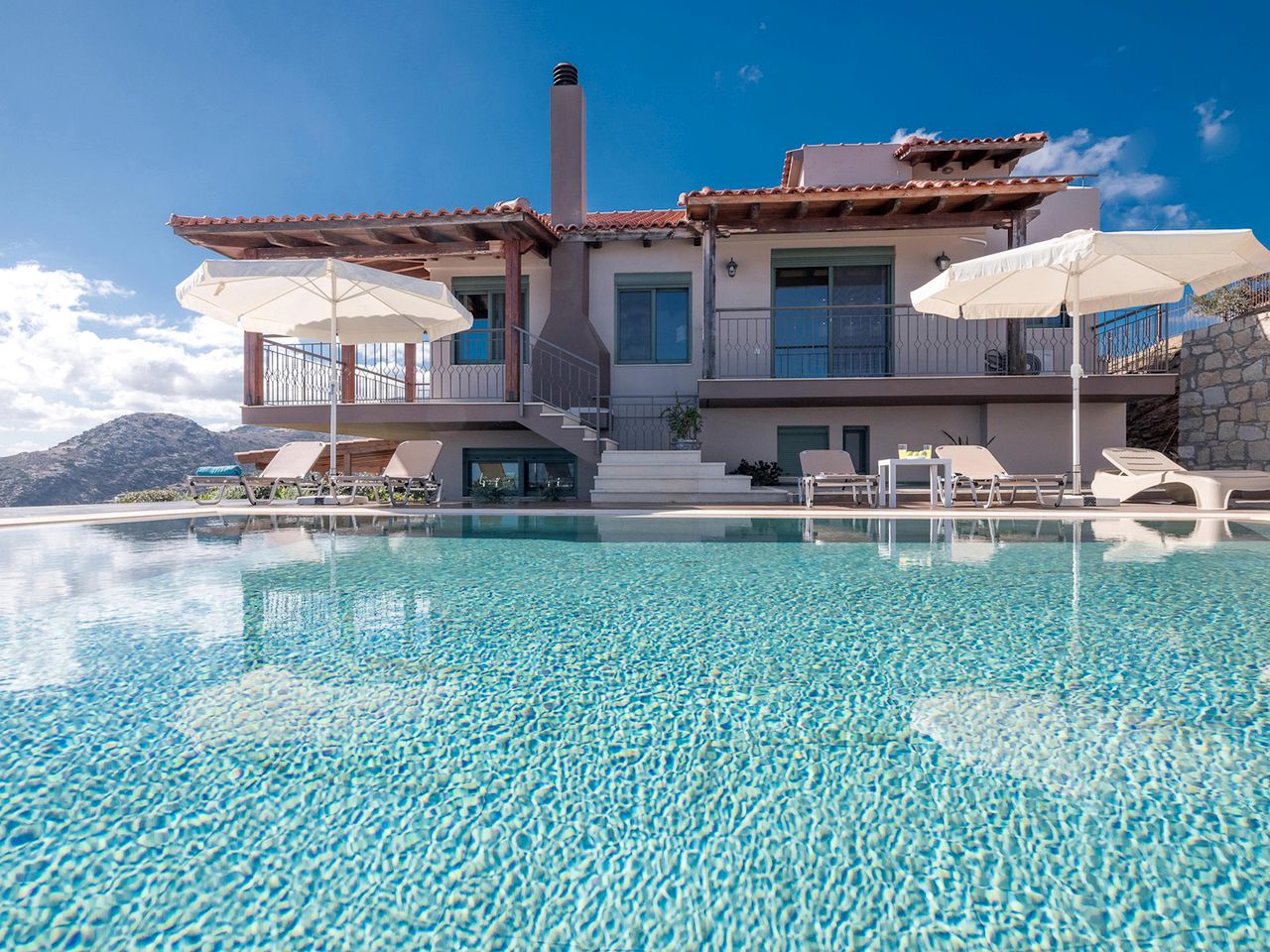 Magnificent Villa, for an Unbelievable Greek Vacation