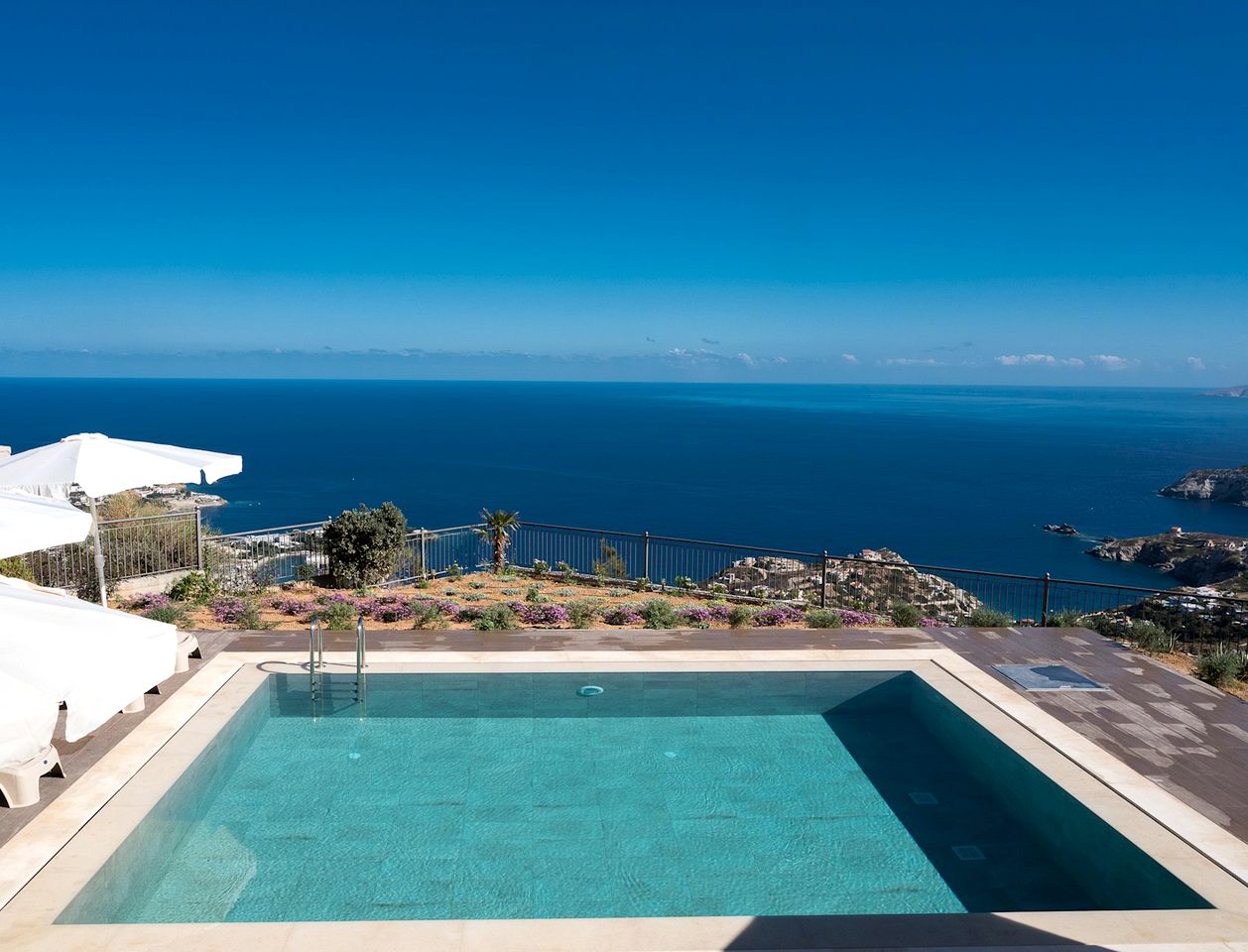 Magnificent Villa, for an Unbelievable Greek Vacation