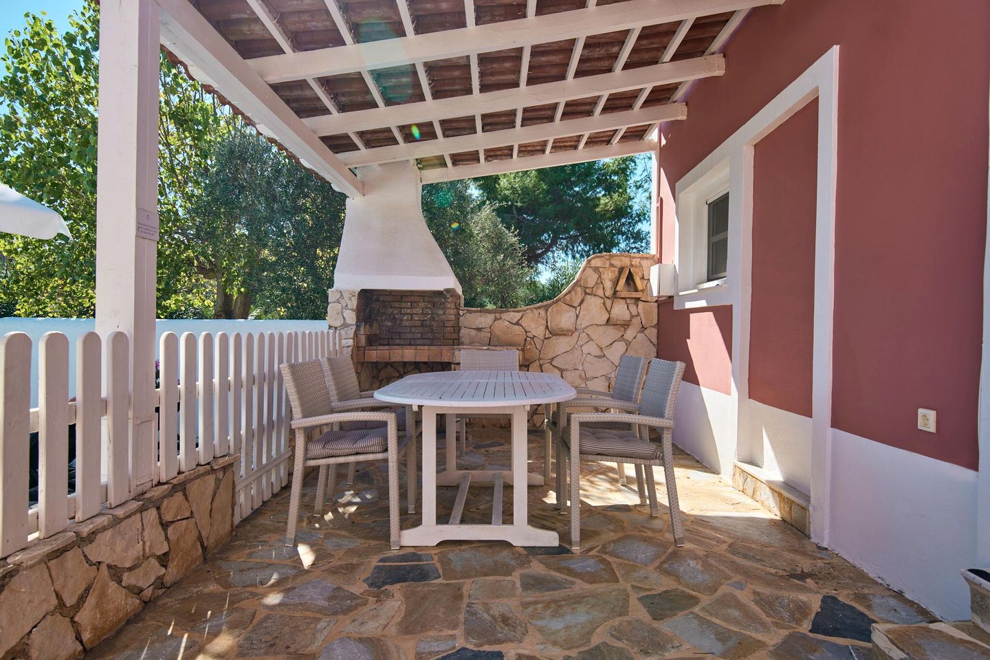 Charming Family-Friendly Villa with Private Pool near the Coast in Zakynthos, Greece