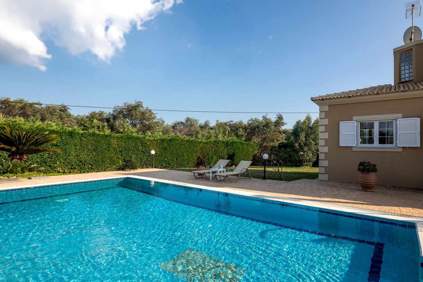 Elegant Seaside Villa with Private Pool and Garden near Prasoudi Beach, Corfu