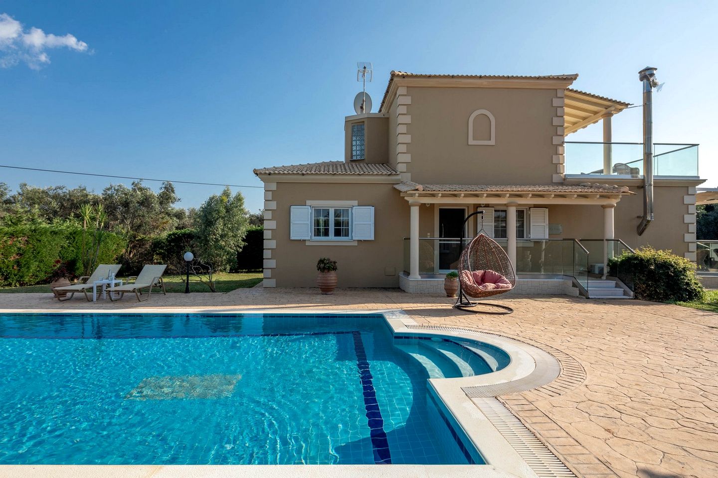 Elegant Seaside Villa with Private Pool and Garden near Prasoudi Beach, Corfu