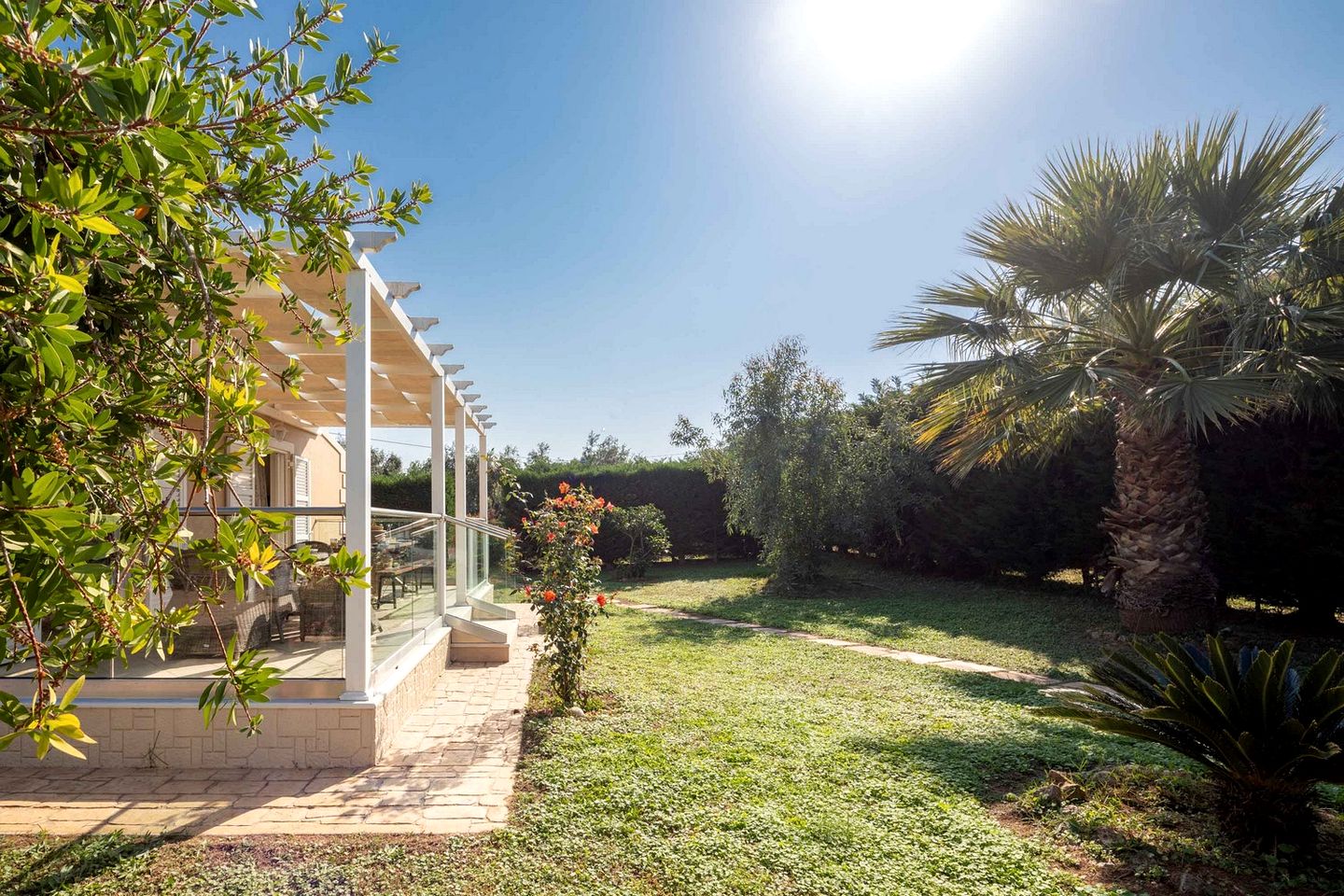 Elegant Seaside Villa with Private Pool and Garden near Prasoudi Beach, Corfu