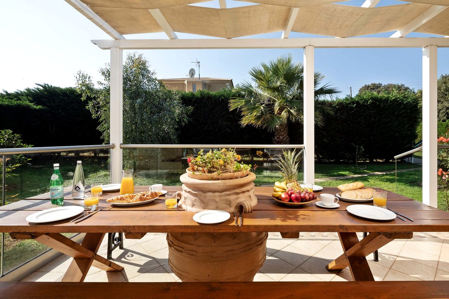Elegant Seaside Villa with Private Pool and Garden near Prasoudi Beach, Corfu