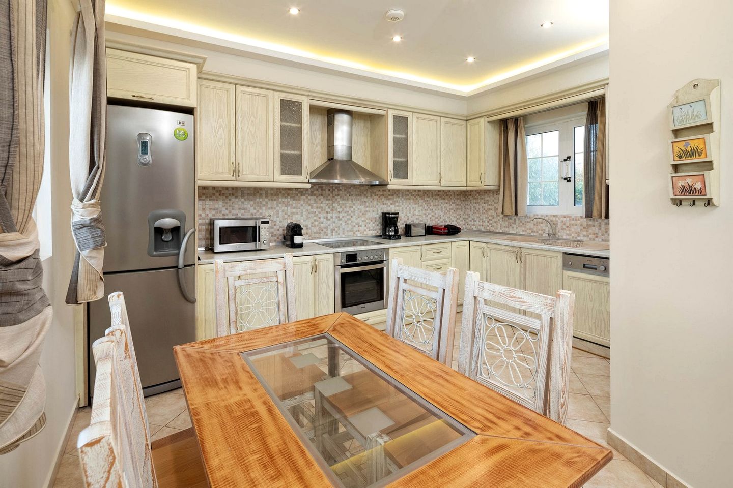 Elegant Seaside Villa with Private Pool and Garden near Prasoudi Beach, Corfu