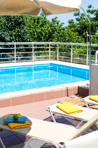 Villas (Greece, Prines, Crete)