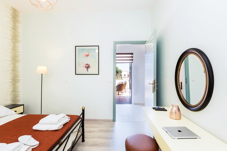 Villas (Greece, Prines, Crete)