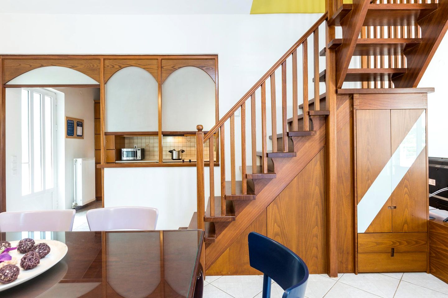 Peaceful Villa Retreat with Private Pool and Garden near Local Eateries in Prines, Crete