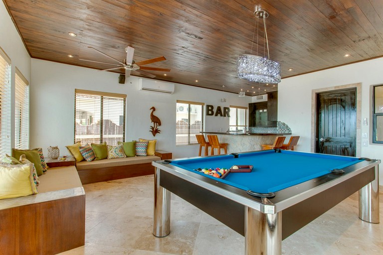 Vacation Rentals (Belize, Belize City, Belize District)