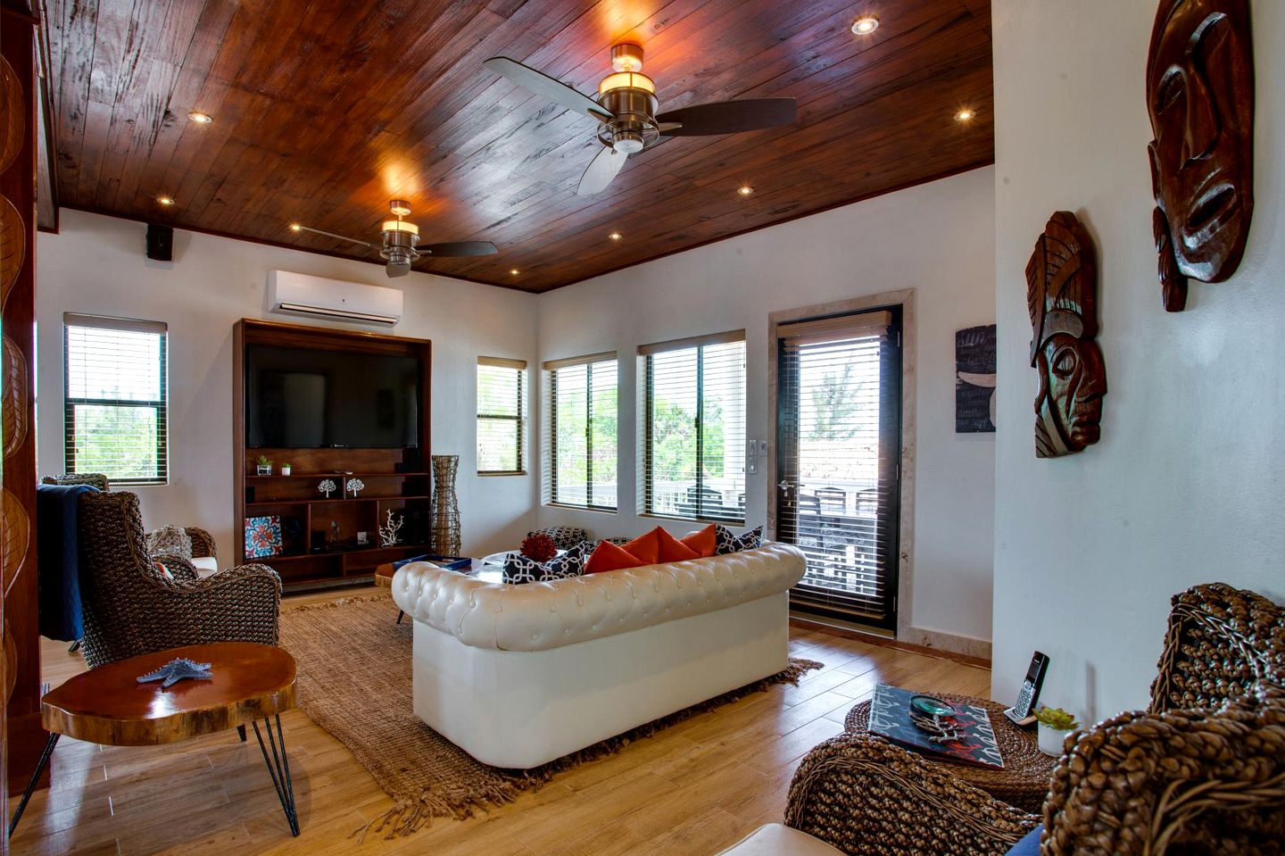 Incredible Beach House with Stunning Ocean Vistas in Belize City, Belize District