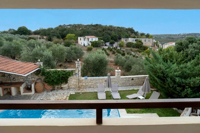 Villas (Greece, Achlades, Crete)