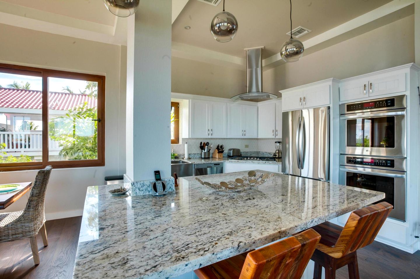 Incredible Beach House with Swimming Pool in Belize City, Belize District