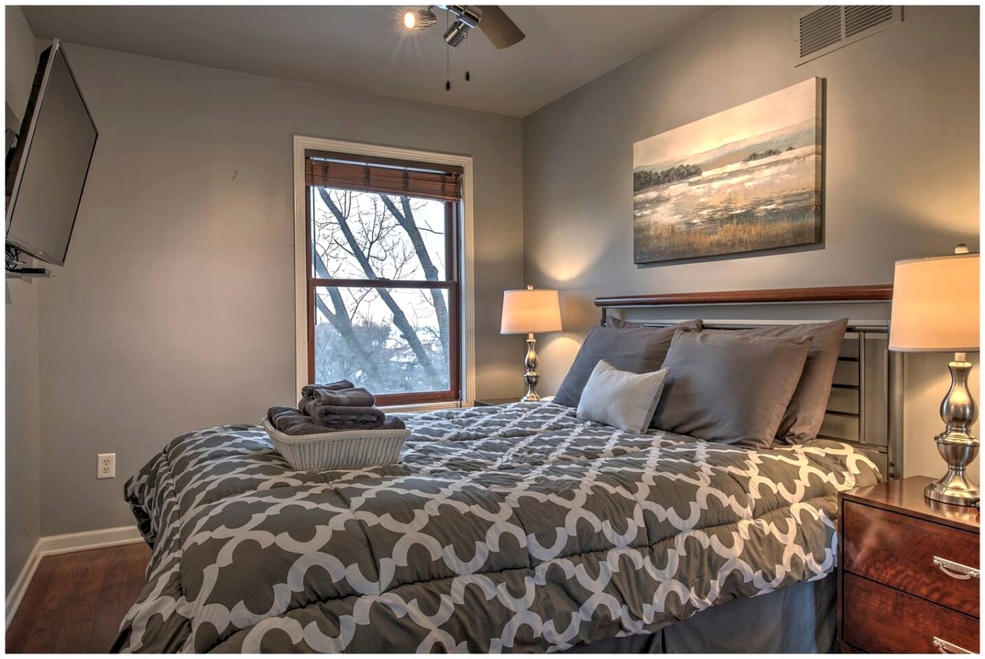 Lakeside Villa with a Hot Tub and Amazing Views on Lake Michigan, Indiana