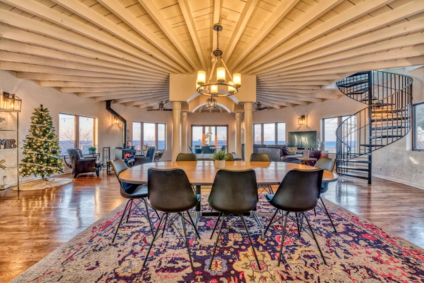 Lakeside Villa with a Hot Tub and Amazing Views on Lake Michigan, Indiana