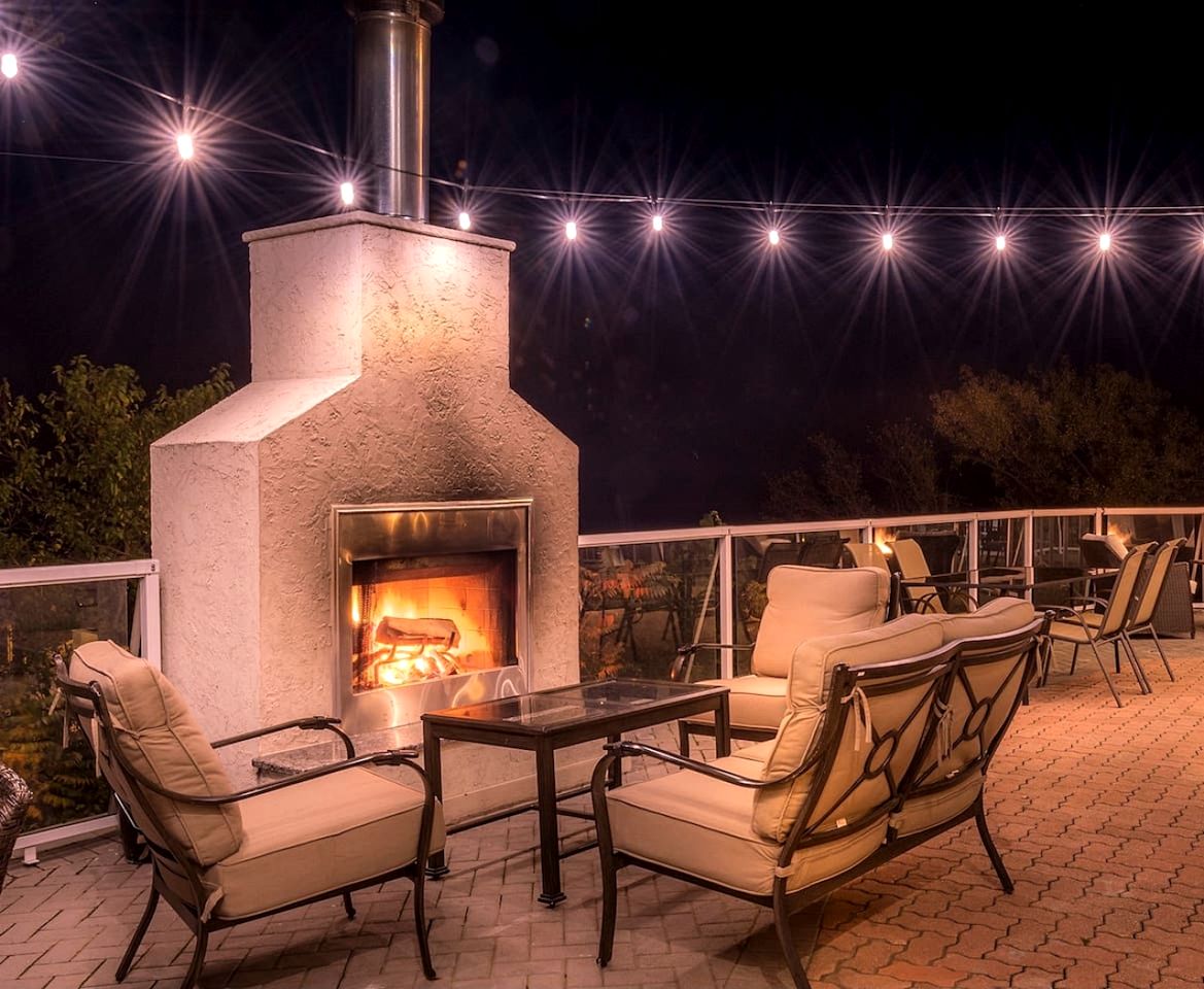 Lakeside Villa with a Hot Tub and Amazing Views on Lake Michigan, Indiana