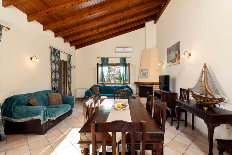 Villas (Greece, Corfu, Ionian Islands)