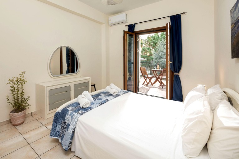Villas (Greece, Corfu, Ionian Islands)