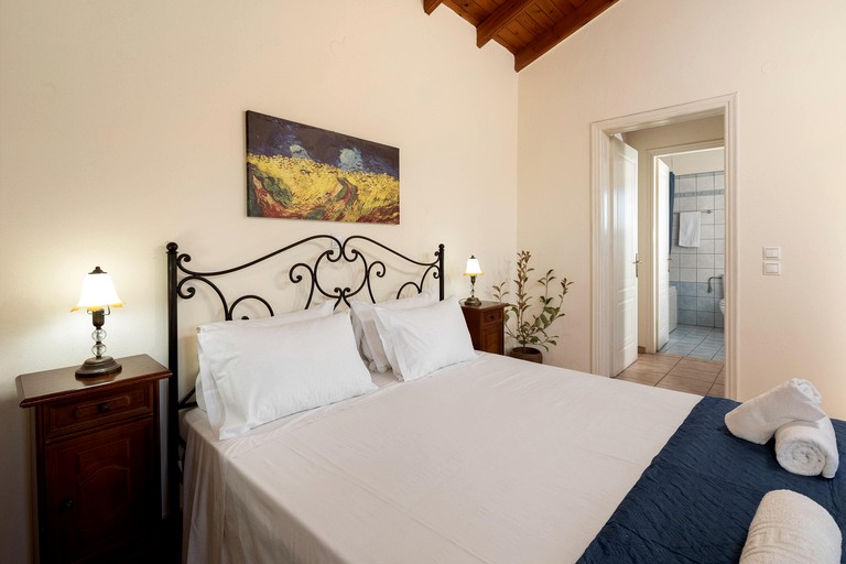 Villas (Greece, Corfu, Ionian Islands)