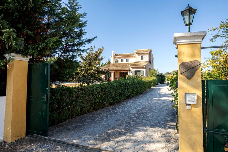 Villas (Greece, Corfu, Ionian Islands)