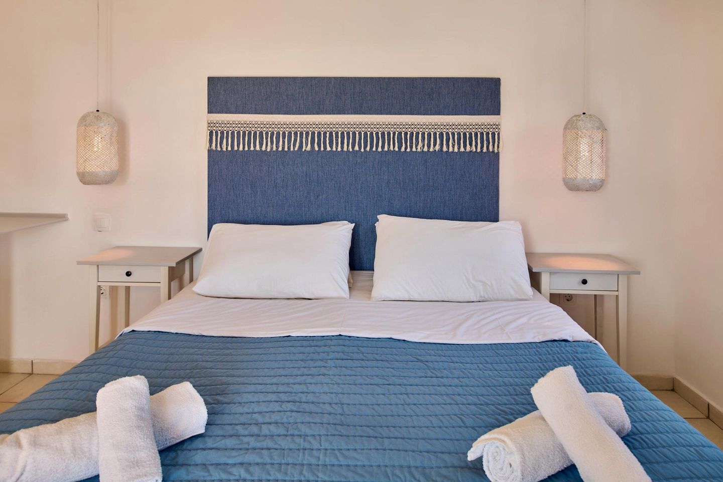 Stylish Villa with Private Pool and Balcony Near Periyali, Crete