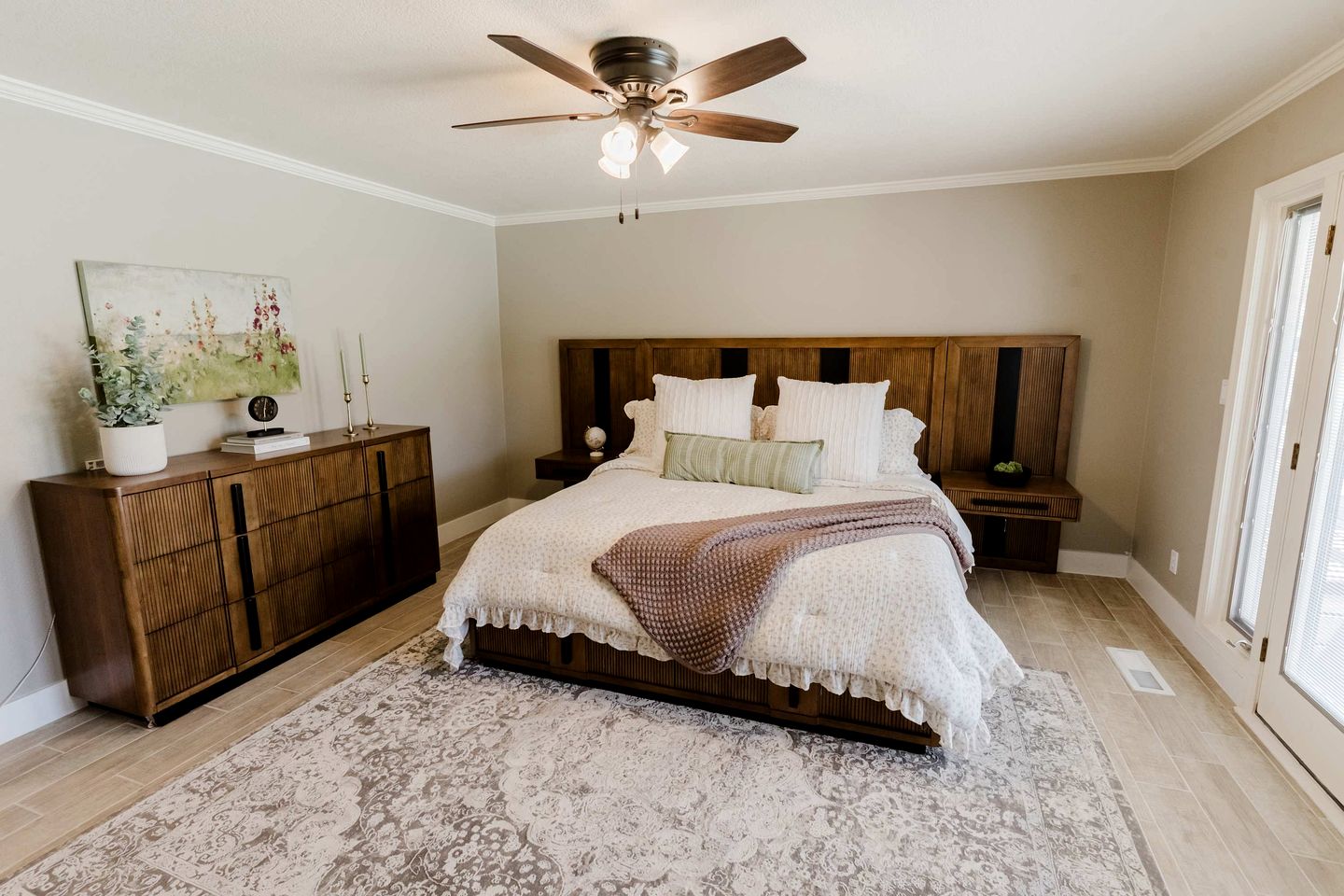 Spacious Retreat with Paradise Backyard | Private Group Getaway near Local Dining in Patterson, CA