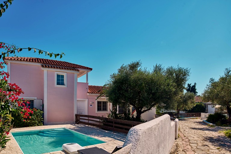 Stylish Family-Friendly Villa with Private Pool, Terrace, and Scenic Views Near Periyali, Greece