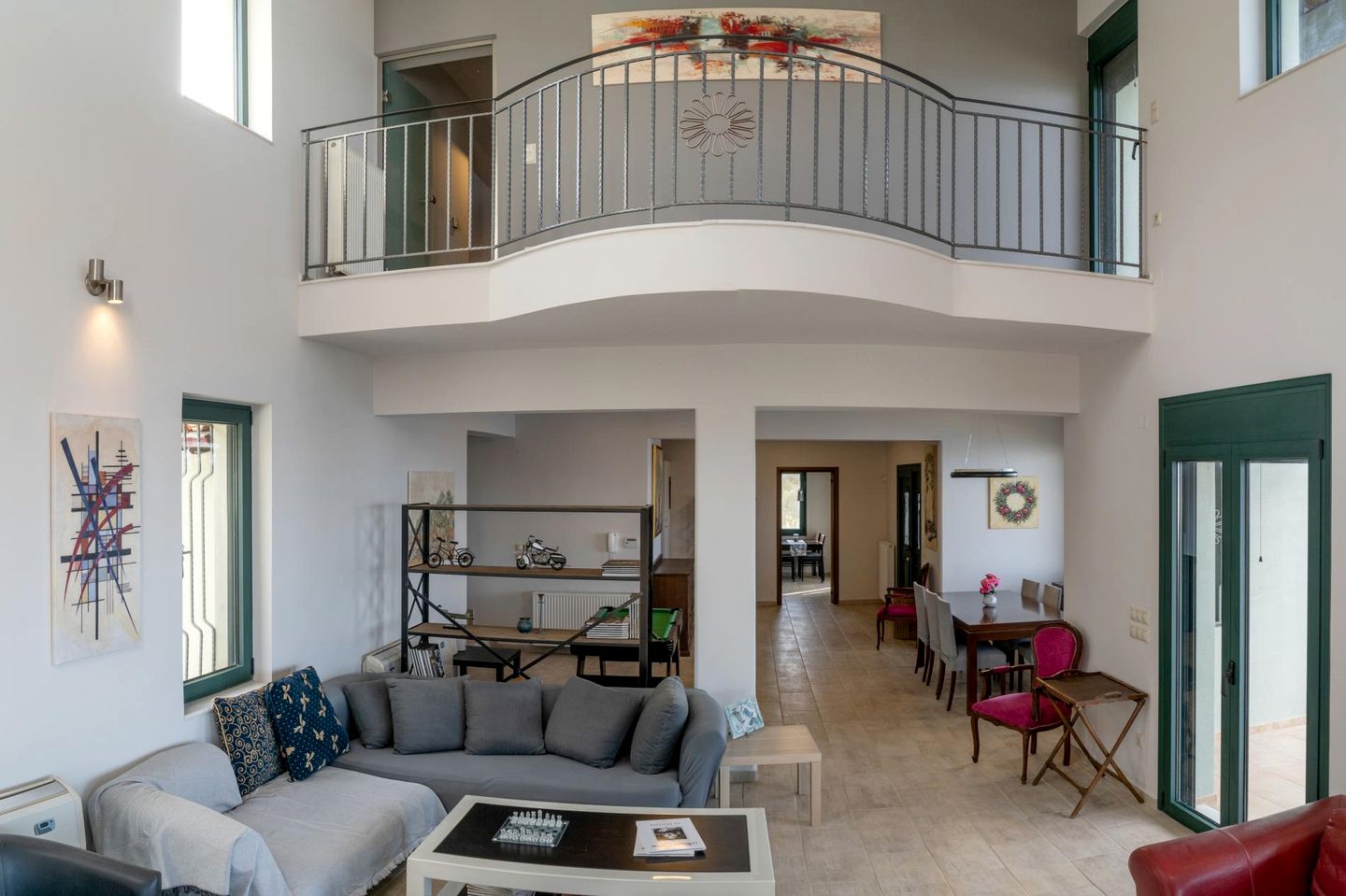 Luxurious Villa with Infinity Pool and Panoramic Mediterranean Views near Rodia, Crete