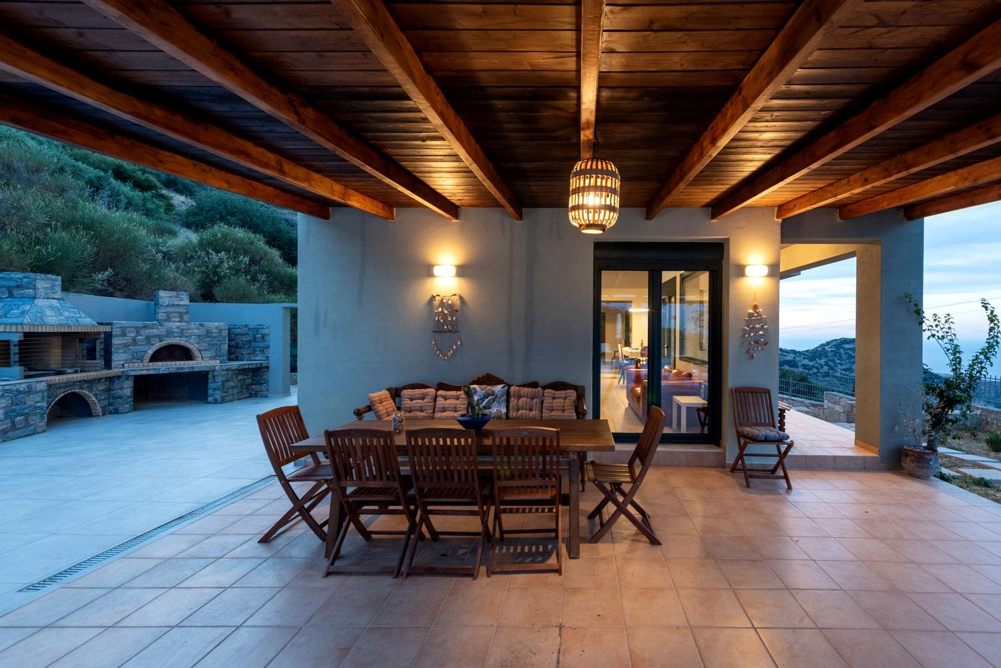 Luxurious Villa with Infinity Pool and Panoramic Mediterranean Views near Rodia, Crete