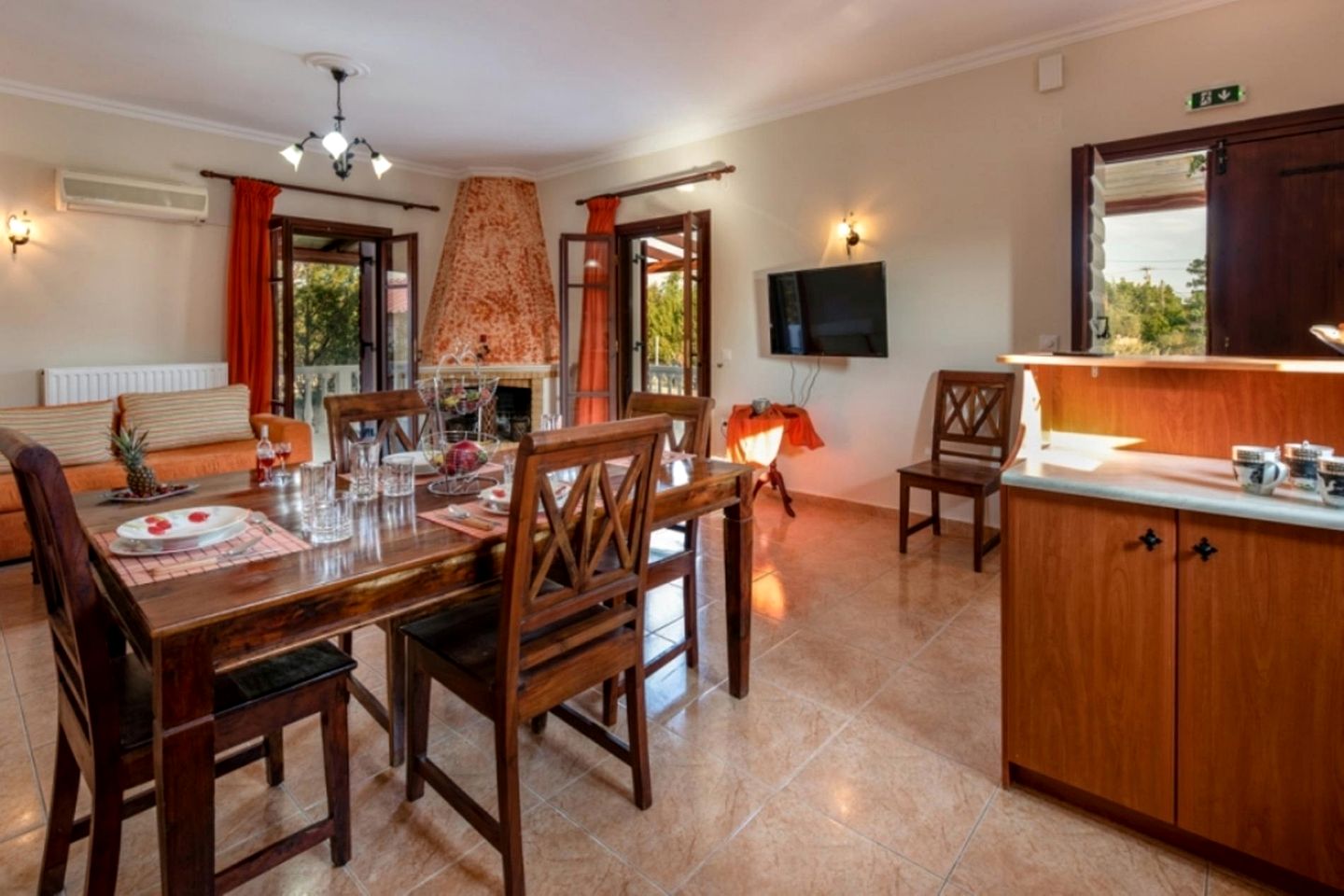 Fantastic Cottage with Fireplace and Swimming Pool in Ampelokipi, Zakynthos