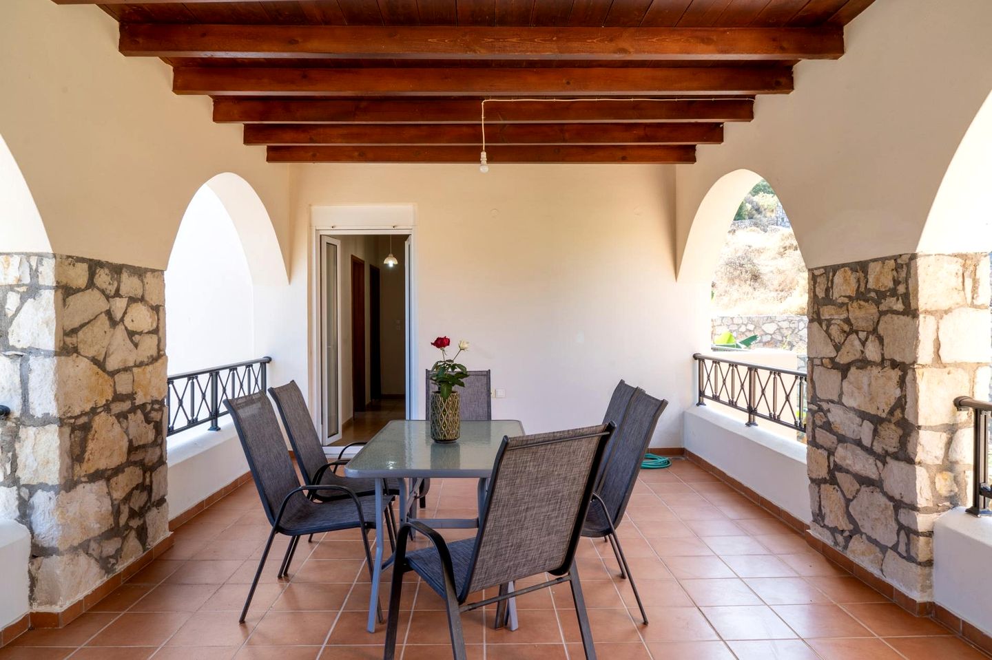 Resplendent Villa Haven near Cretan Sea in Greece