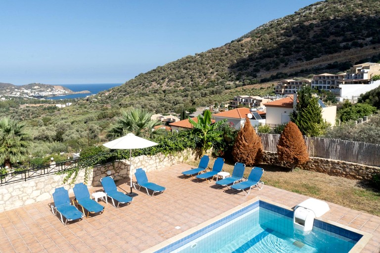 Vacation Rentals (Greece, Bali, Crete)