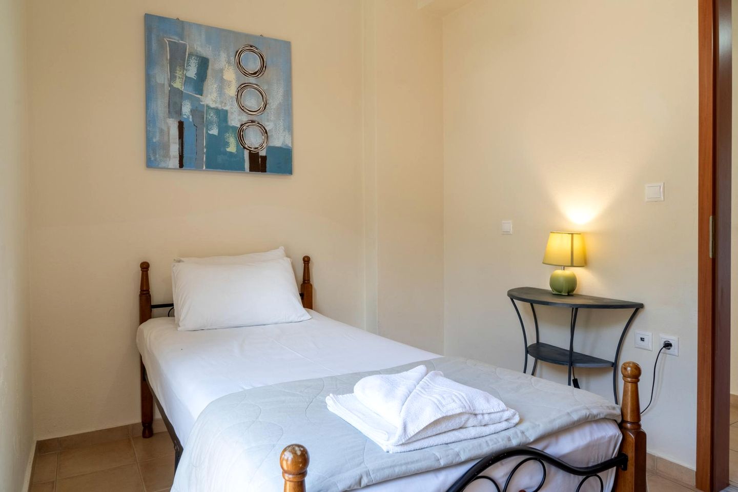 Resplendent Villa Haven near Cretan Sea in Greece
