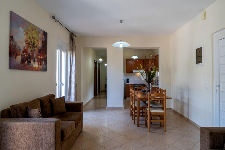 Vacation Rentals (Greece, Bali, Crete)