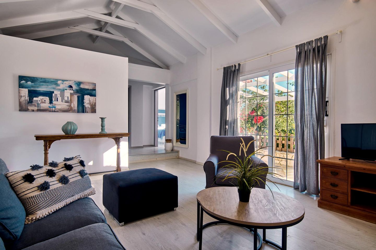 Spacious Family Villa with Private Pool and Garden Retreat in Zakynthos, Greece