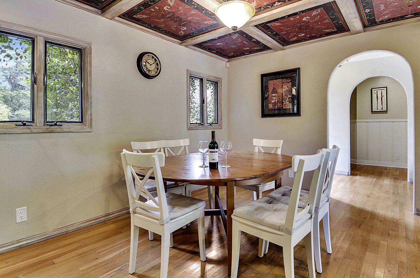 Gorgeous Cottage with Hot-tub in Guerneville, California