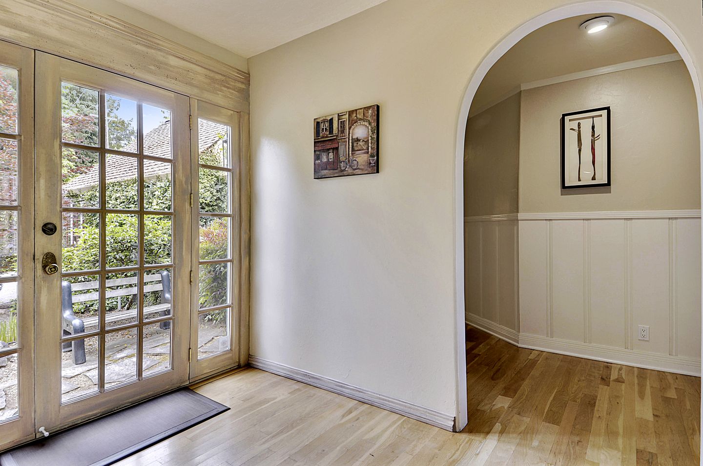 Gorgeous Cottage with Hot-tub in Guerneville, California