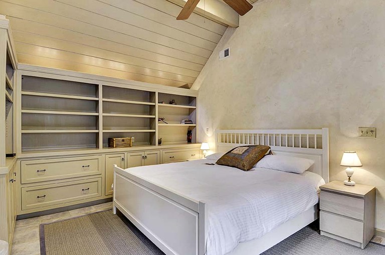 Cottages (United States of America, Guerneville, California)