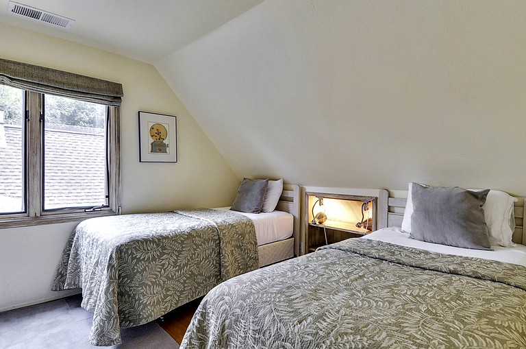 Cottages (United States of America, Guerneville, California)